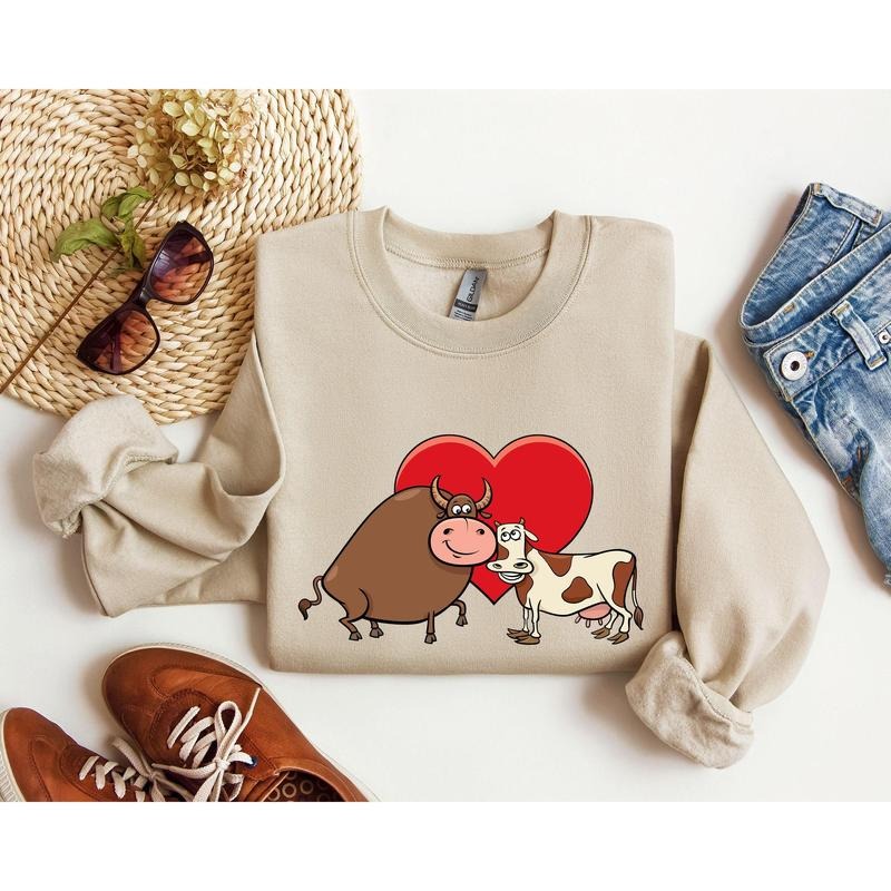 Retro Cow Lovers Funny Sweatshirt, Vintage Valentine's Day Sweatshirt, Crew Neck, Women's, Crewneck, Valentine's Day,...