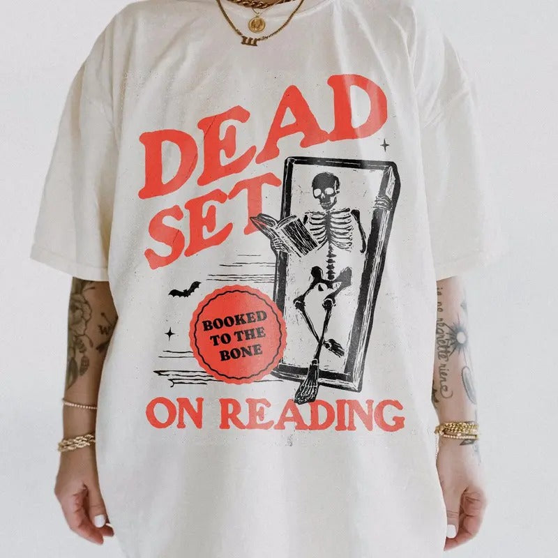 Retro Ghost Reading Books T-Shirt, Bookish Halloween Sweatshirt, Teacher Librarian Halloween Gift, Halloween Book Lover,...