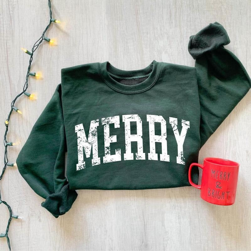 Retro Merry Sweatshirt : Festive Holiday Sweater, Womens Christmas Vibes Outfit, Cute Xmas Gift T-Shirts, Hoodie