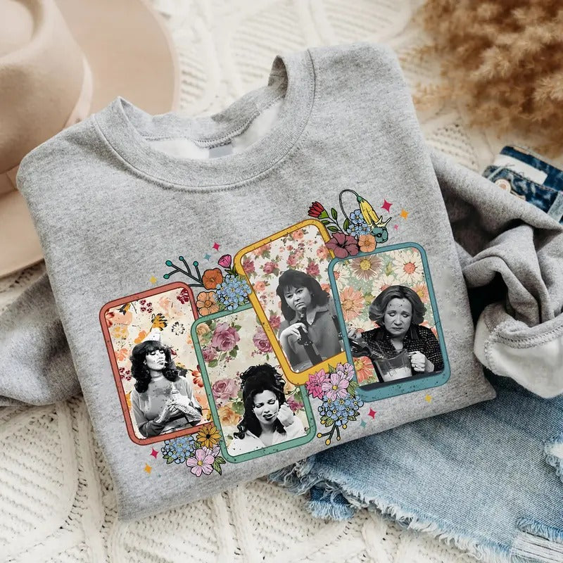 Retro Mom Flower T-Shirt, Floral Mom Vibes Tee, Mom Life Sweatshirt, Cool Mom Shirt, 90s Mom Vibes Shirt, Mother's Day...