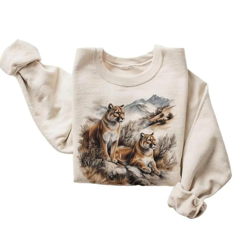 Retro Mountain Lion Mountain Winter Scene Sweatshirt - Tshirt Vintage Cougar Cat Wildlife Outfit