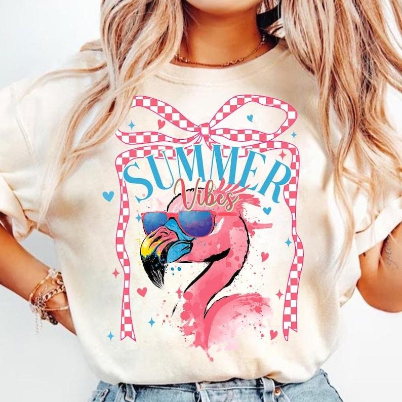 Retro Summer Vibes Flamingo Bow Checkered Cute Trendy Girly Summer Shirt T-Shirt Hoodie, Sweatshirt | HypeCrazeTee.com