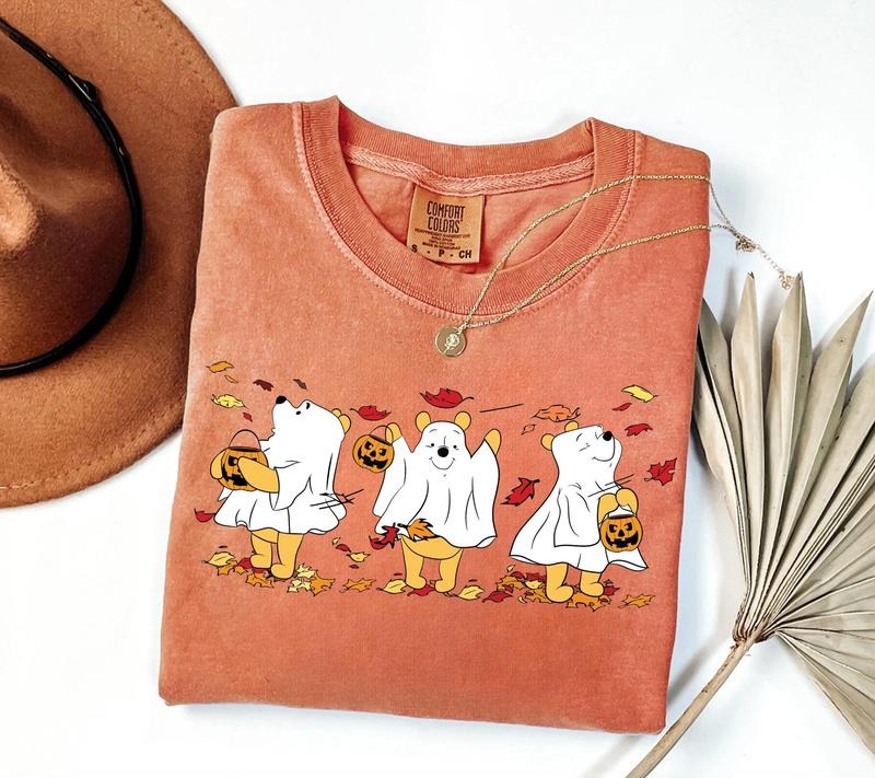 Retro Winnie The Ghost Halloween Shirt, Spooky Season Shirt, Cute Fall Shirt, Halloween Women's Shirt Hoodie, Sweatshirt