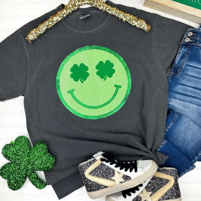 Shamrock Happy Face Patch Comfort Colors T-Shirt Hoodie, Sweatshirt | HypeCrazeTee.com