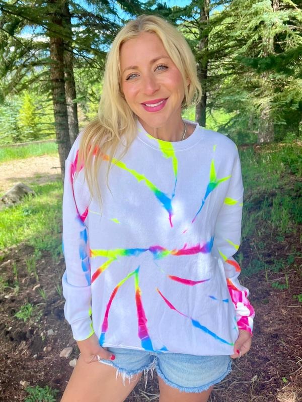 Spooky Ghost Sugar Swirl Tie-Dye Sweatshirt T-Shirts, Hoodie | HypeCrazeTee.com