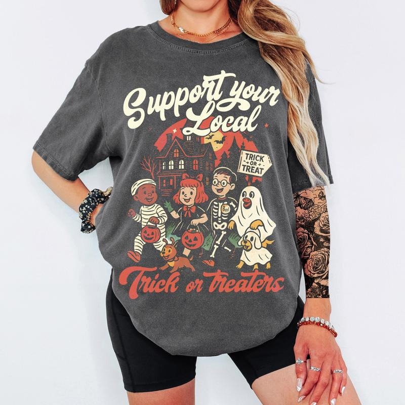 Support Your Local Trick or Treaters Shirt, Retro Halloween 2025 Tee, Vintage Fall Costume Shirt Design for Spooky...