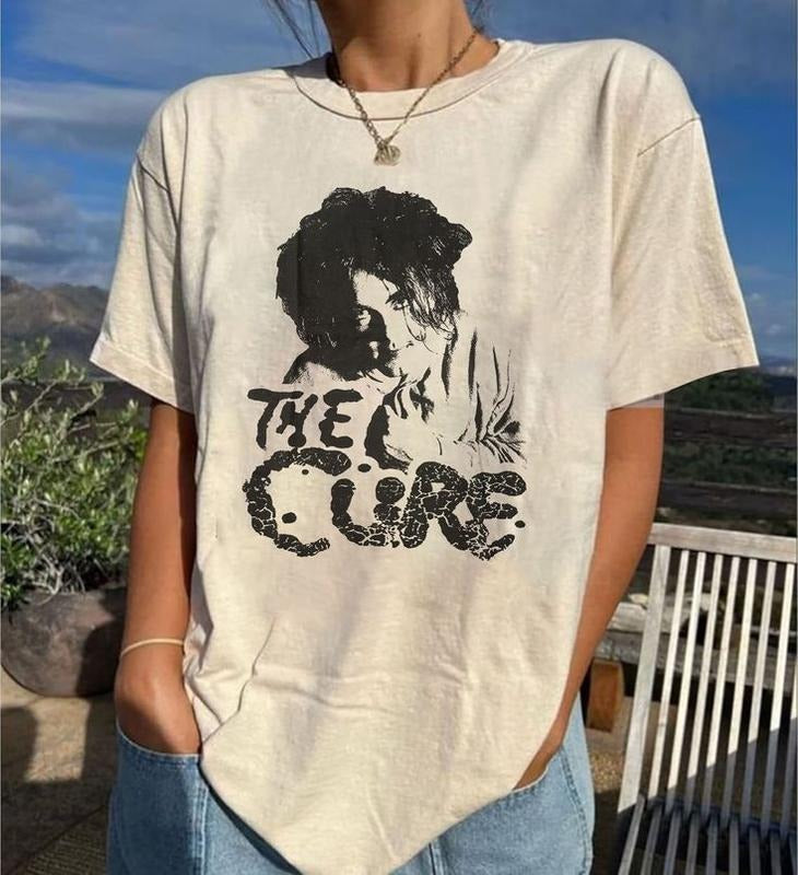T-Shirt Vintage Des Annes 90 The Cure Rock Band vendu par Hawkish Hoodie, Sweatshirt | HypeCrazeTee.com