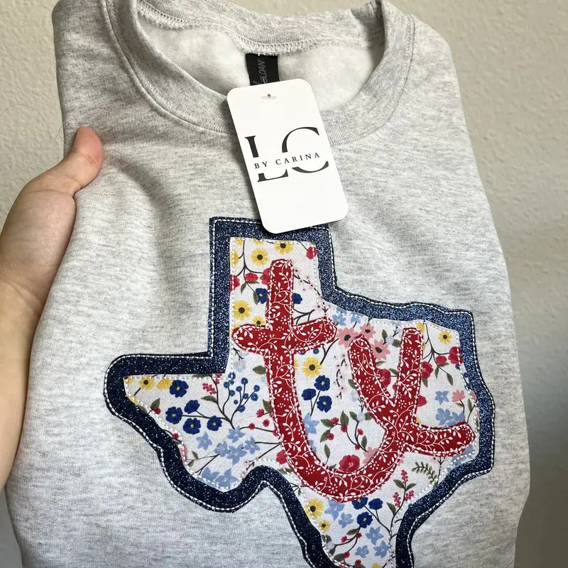 Texas Sweatshirt, Floral Texas State Appliqué Crewneck, TX Embroidered Pullover, Western Sweatshirt, Southern Mama...