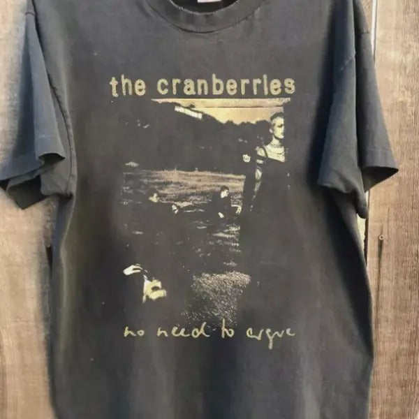 The Cranberries 1995 Tour Vintage Cotton Unisex Charcoal Unisex T-shirt Hoodie, Sweatshirt | HypeCrazeTee.com