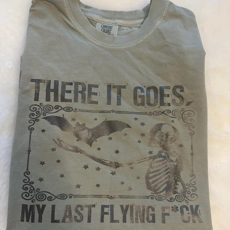 There it goes my last flying F custom colors  Tee shirt Hoodie, Sweatshirt | HypeCrazeTee.com