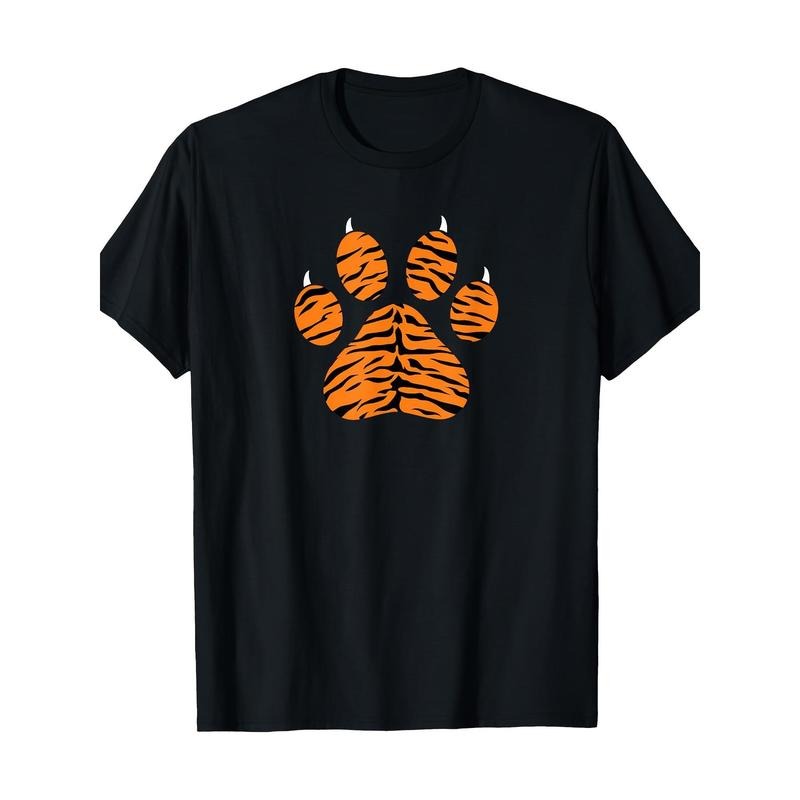 Tiger Claw Print T-shirt Tiger Fierce Jungle, men's T-shirt Made in USA Hoodie, Sweatshirt | HypeCrazeTee.com