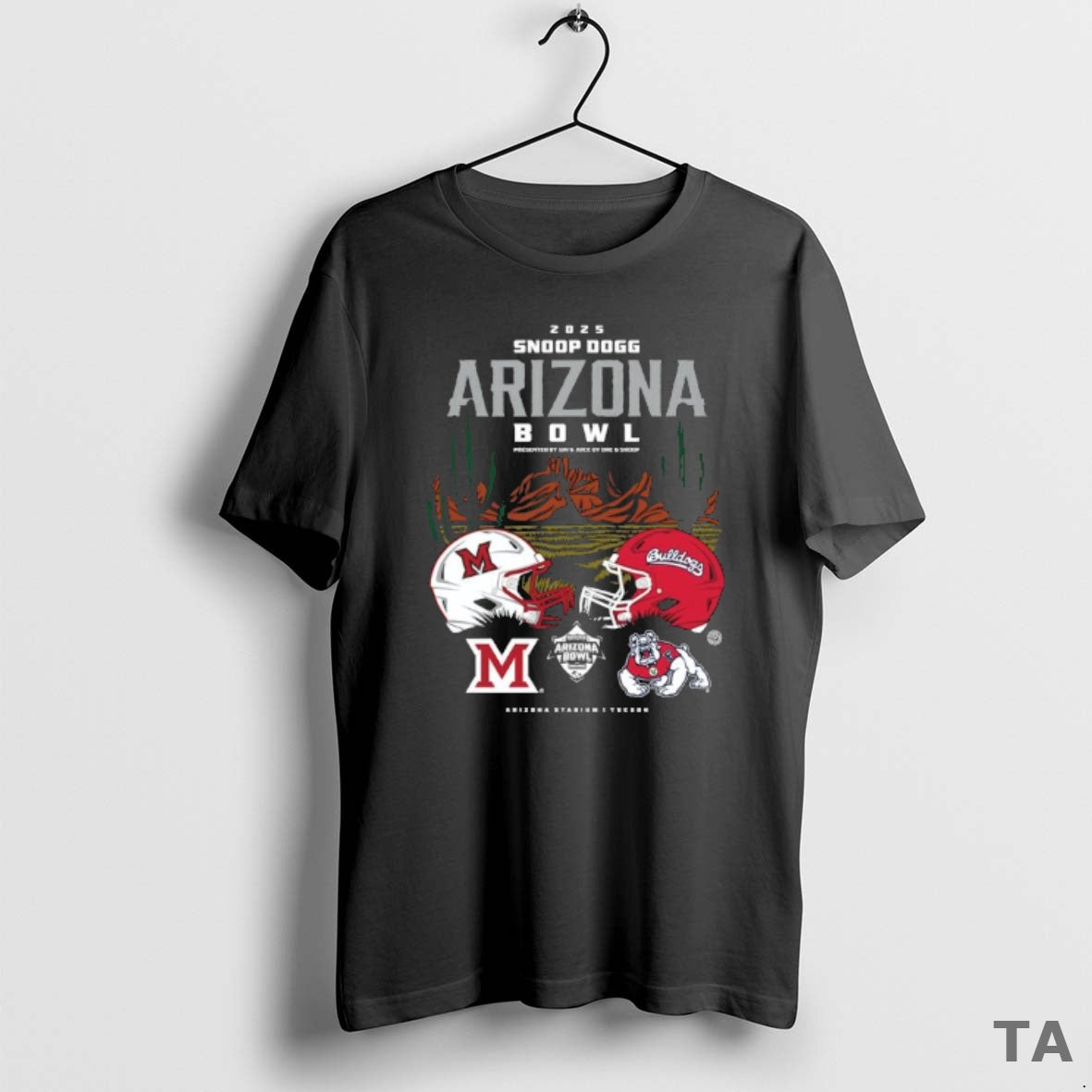 Top Miami Redhawks Vs Fresno State Bulldogs 2025 Arizona Bowl Dueling Helmet T Shirt Sweater Hoodie, Sweatshirt