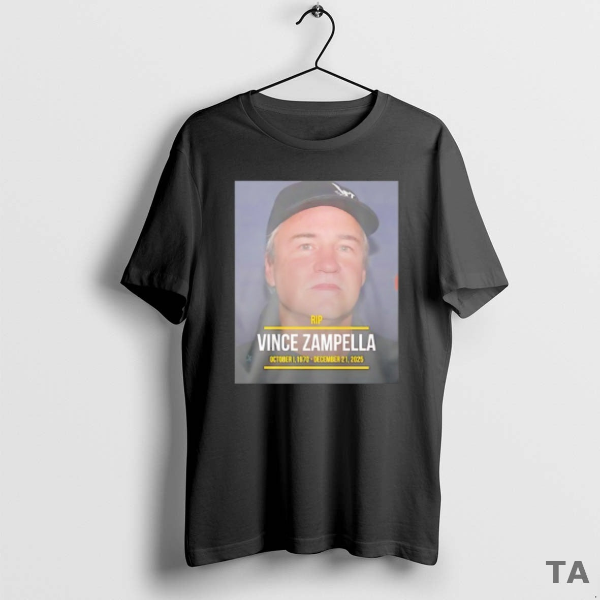 Top Rip Vince Zampella Legend Of Fps Game Oct 1 1970 To Dec 21 2025 T-Shirts, Hoodie, Sweatshirt | HypeCrazeTee.com