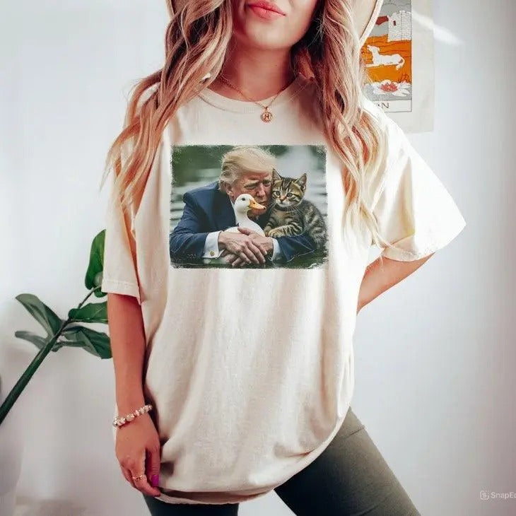 Trum 2024 Duck Kitten Cat Lady Springfield  Shirt, Feloon 2024 Unisex Style, Trum Shirt, Trummp Debate Shirt, Trumm Fight...