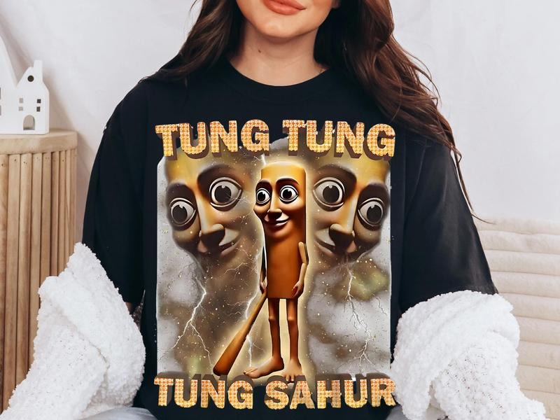 Tung Tung Tung Sahur Funny Baseball Bat Meme T-shirt, Italian Brainrot Shirt, Dank Memes Tshirt, Unhinged Clothes, Weird...