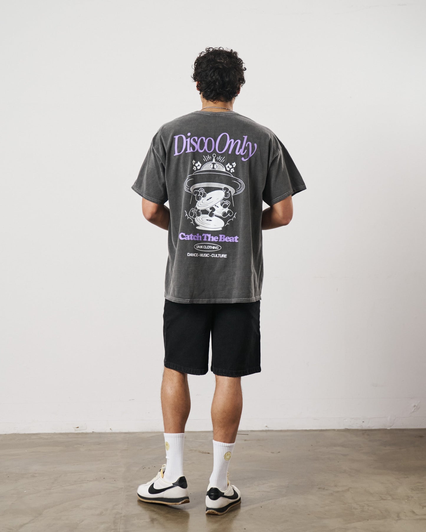 DISCO ONLY 'Catch The Beat' Vintage Washed Tee - Black