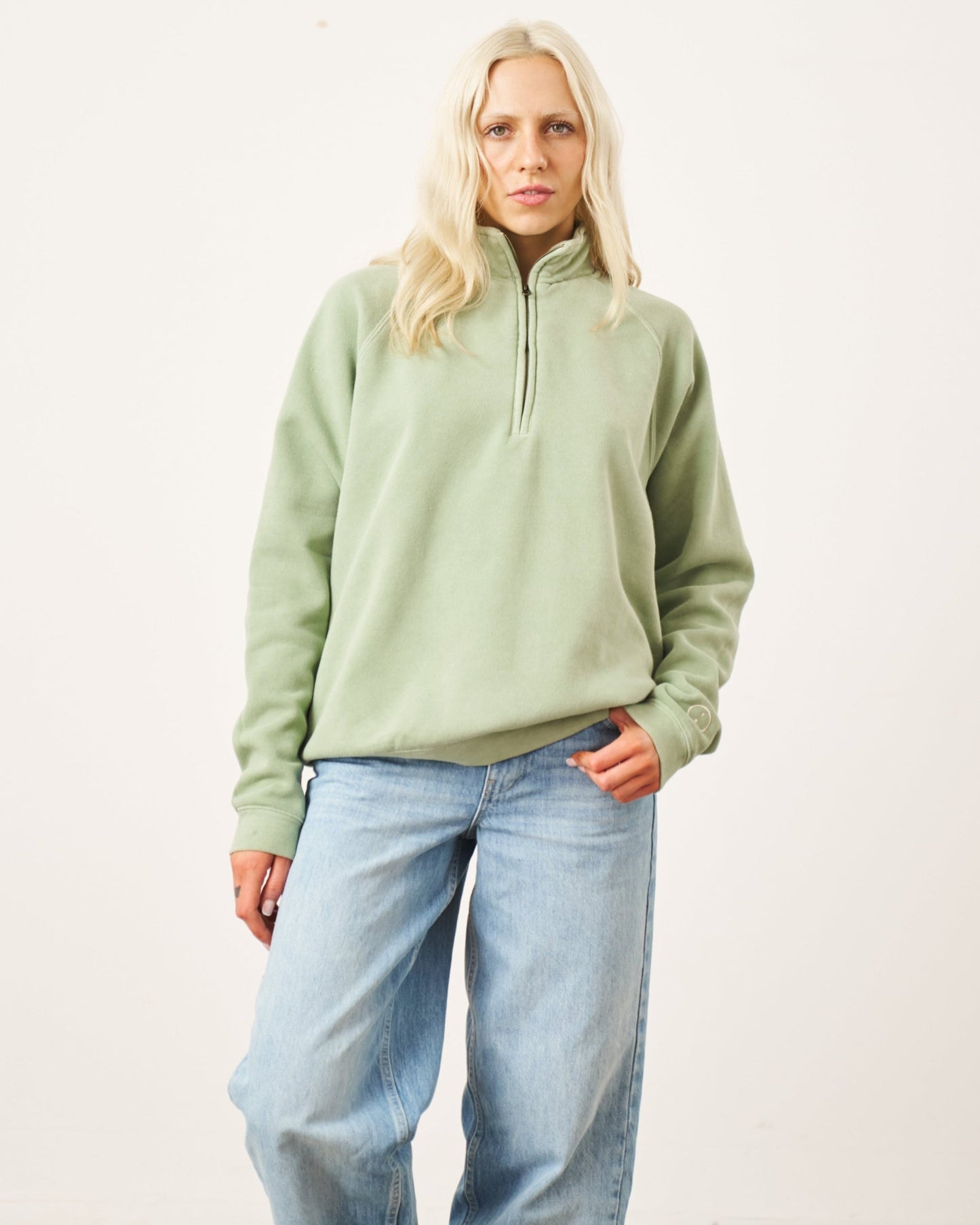 Essentials Vintage Washed 1/4 Zip Sweatshirt - Sage Green