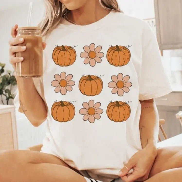 Vintage Floral Pumpkins T-shirt, Retro Pumpkin Tshirt, Cute Shirt For Fall, Halloween Tee, Retro Halloween Top, Fall...