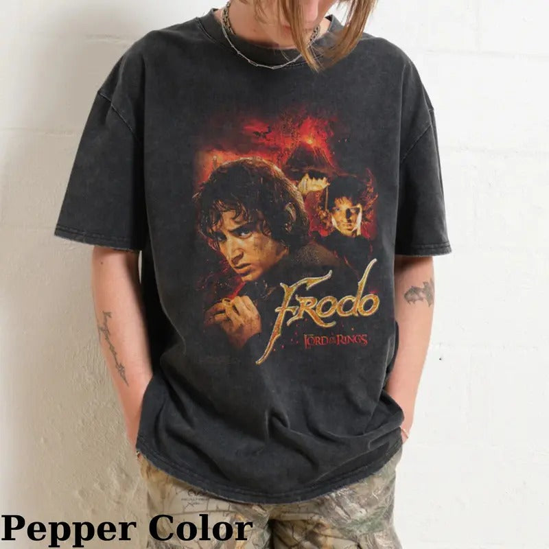 Vintage Frodo Baggins Graphic Tee - The Lord of The Rings Movie Shirt - Middle Earth - J.R.R. Tolkien - The Hobbits