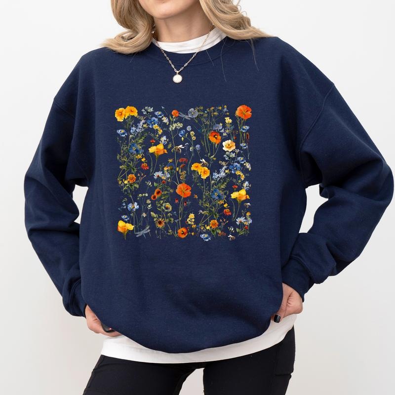 Wildflower Sweatshirt, Floral Cottagecore Crewneck, Nature Long Sleeved Pullover, Botanical Lover Sweater, Wild Flowers...