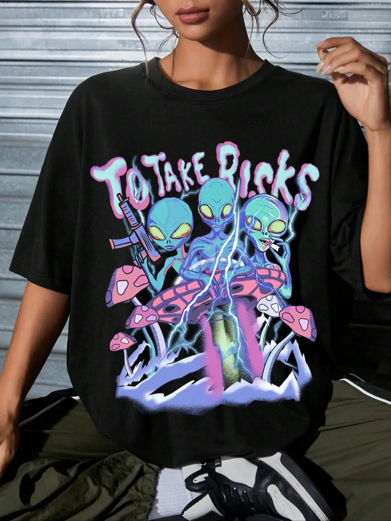 Women's Alien & Mushroom Print Drop Shoulder Tee, Fashion Casual Letter Graphic Crew Neck T-shirt for Daily Holiday...