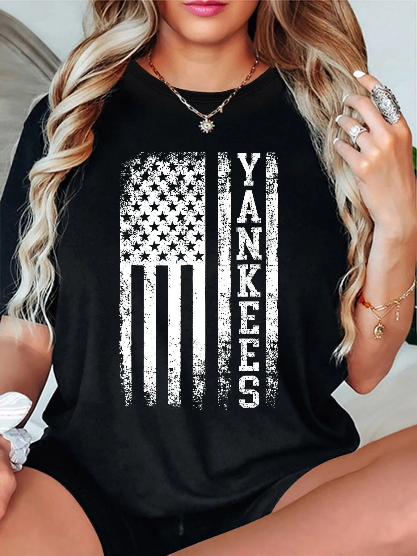 Women's American Flag & Letter Print Round Neck Tee, Casual Half Sleeve Crew Neck T-Shirt for Summer, Fashion Women's Top...
