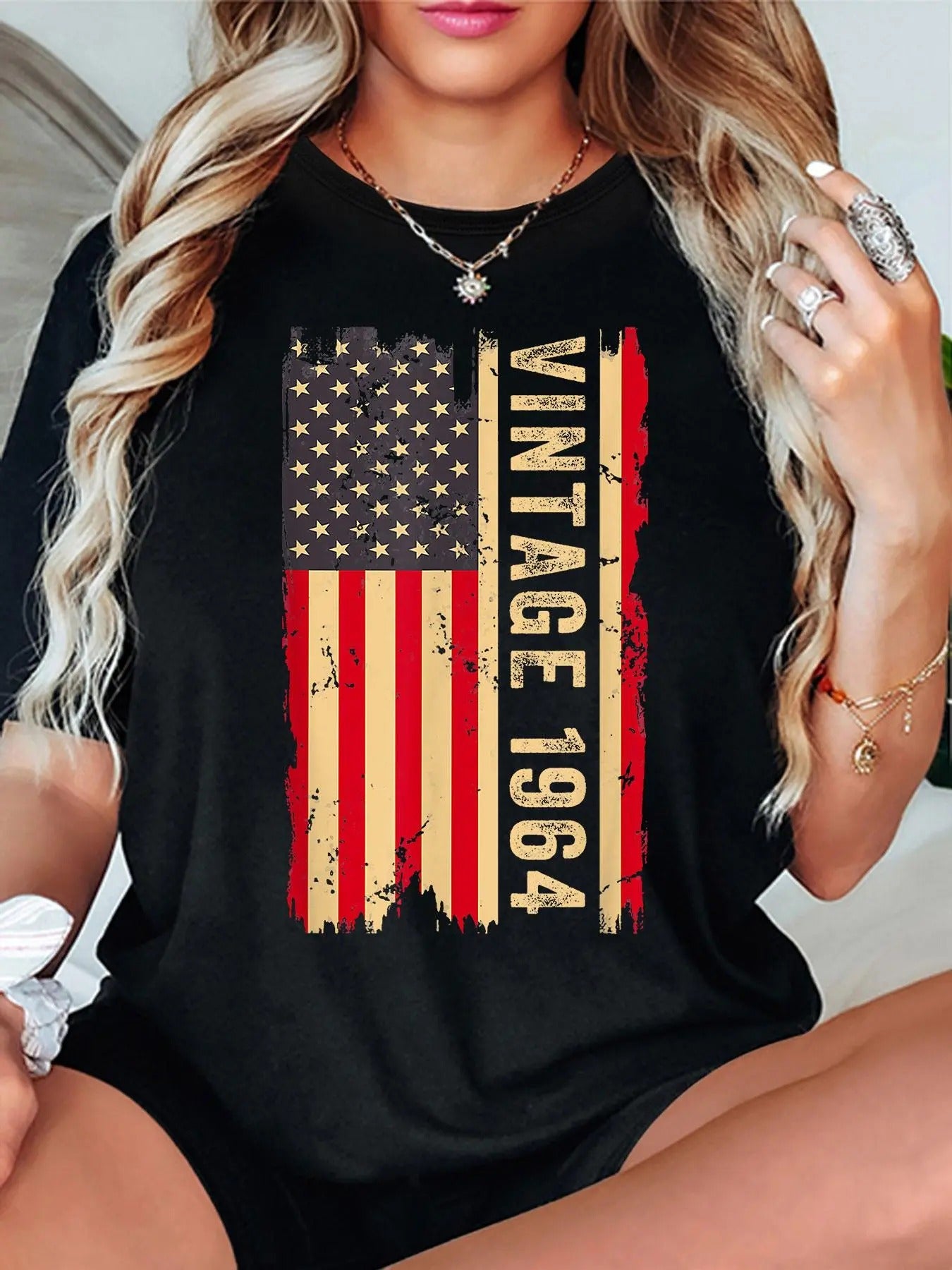 Women's American Flag & Letter Print Round Neck Tee, Trendy Casual Short Sleeve T-Shirt for Daily Wear, Ladies Summer...