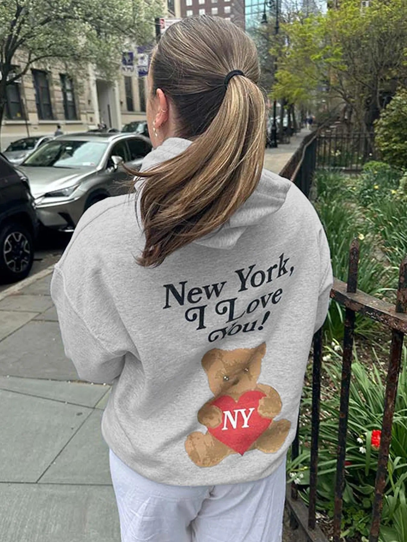 Women's Bear & Heart Print Hoodie, Casual Letter Print Long Sleeve Hooded Sweatshirt for Spring & Fall, Fashion Women's...