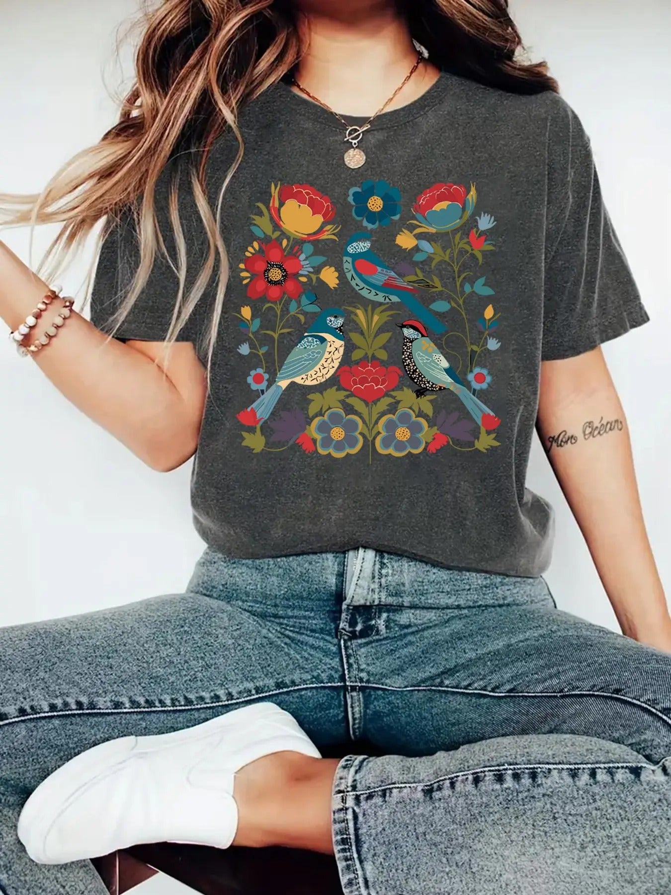 Women's Bird & Floral Print Round Neck Tee, Casual Short Sleeve T-shirt for Daily Wear, Ladies Clothes for All Seasons...