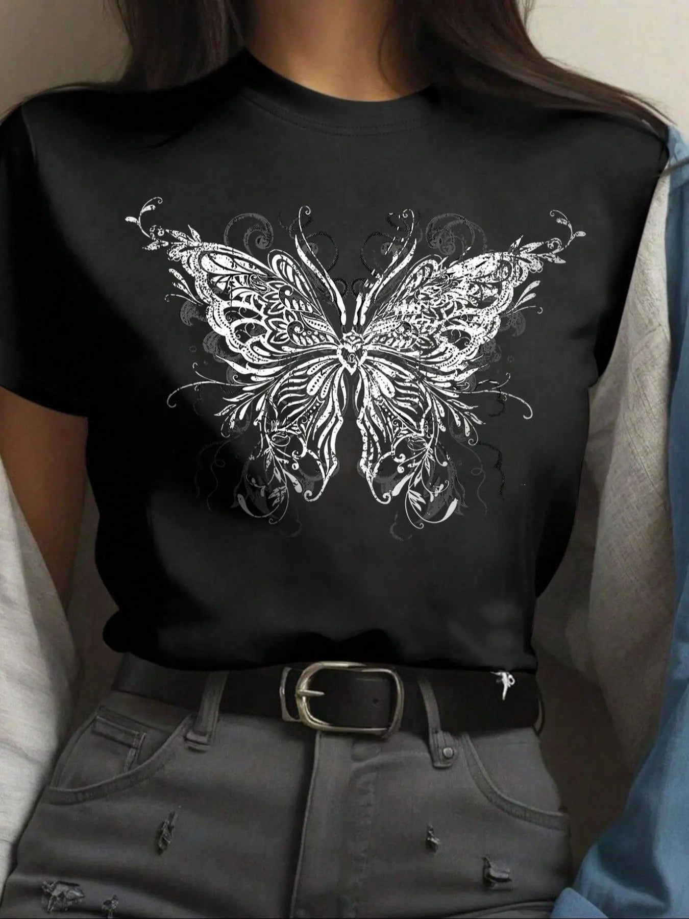 Butterfly Print Round Neck Casual Crew Neck Short Sleeve Daily Vacation Outdoor Clothes Summer T-Shirts, Hoodie, Sweatshirt