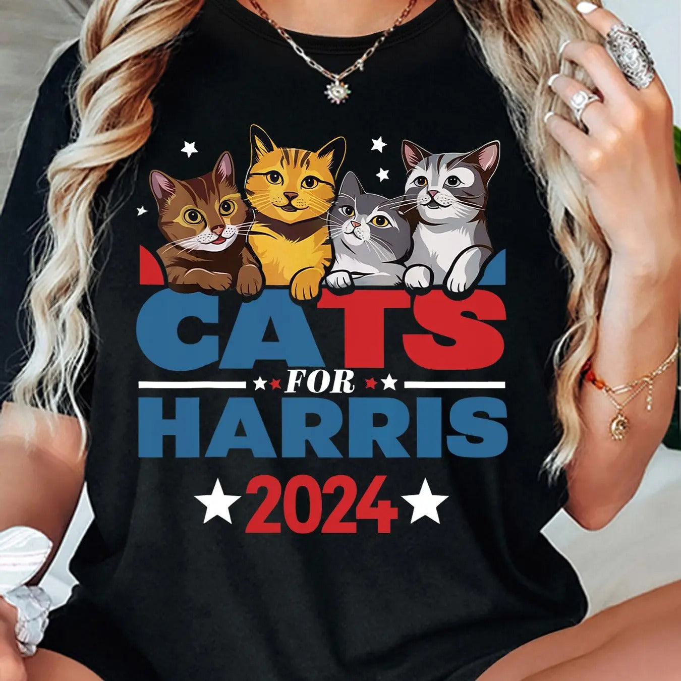 Women's Cartoon Cat & Letter Print Round Neck Tee, Casual Short Sleeve Crew Neck T-Shirt for Summer, Fashion Women's Top...