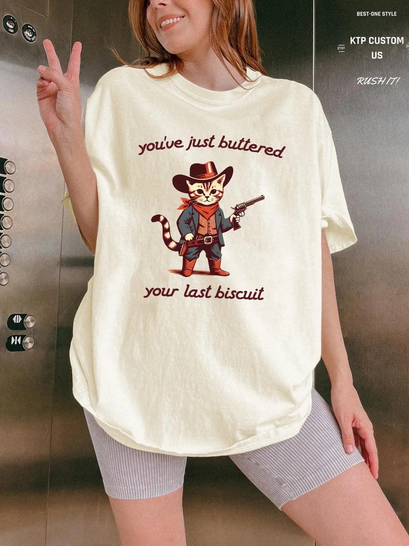 Women's Cartoon Cat Round Neck Graphic Tee, Fashion Casual Crew Neck T-shirt for Daily Holiday Vacation Outdoor Wear,...