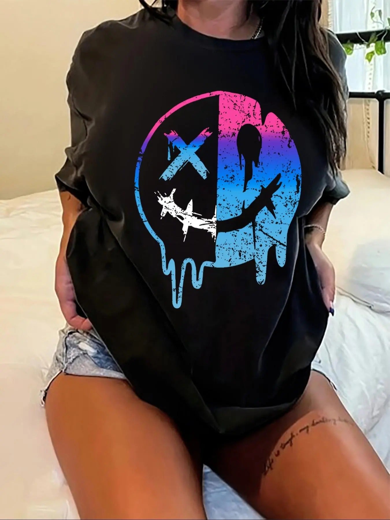 Women's Cartoon Face Print Drop Shoulder Tee, Fashion Casual Crew Neck T-Shirt for Daily Holiday Vacation Outdoor Wear,...