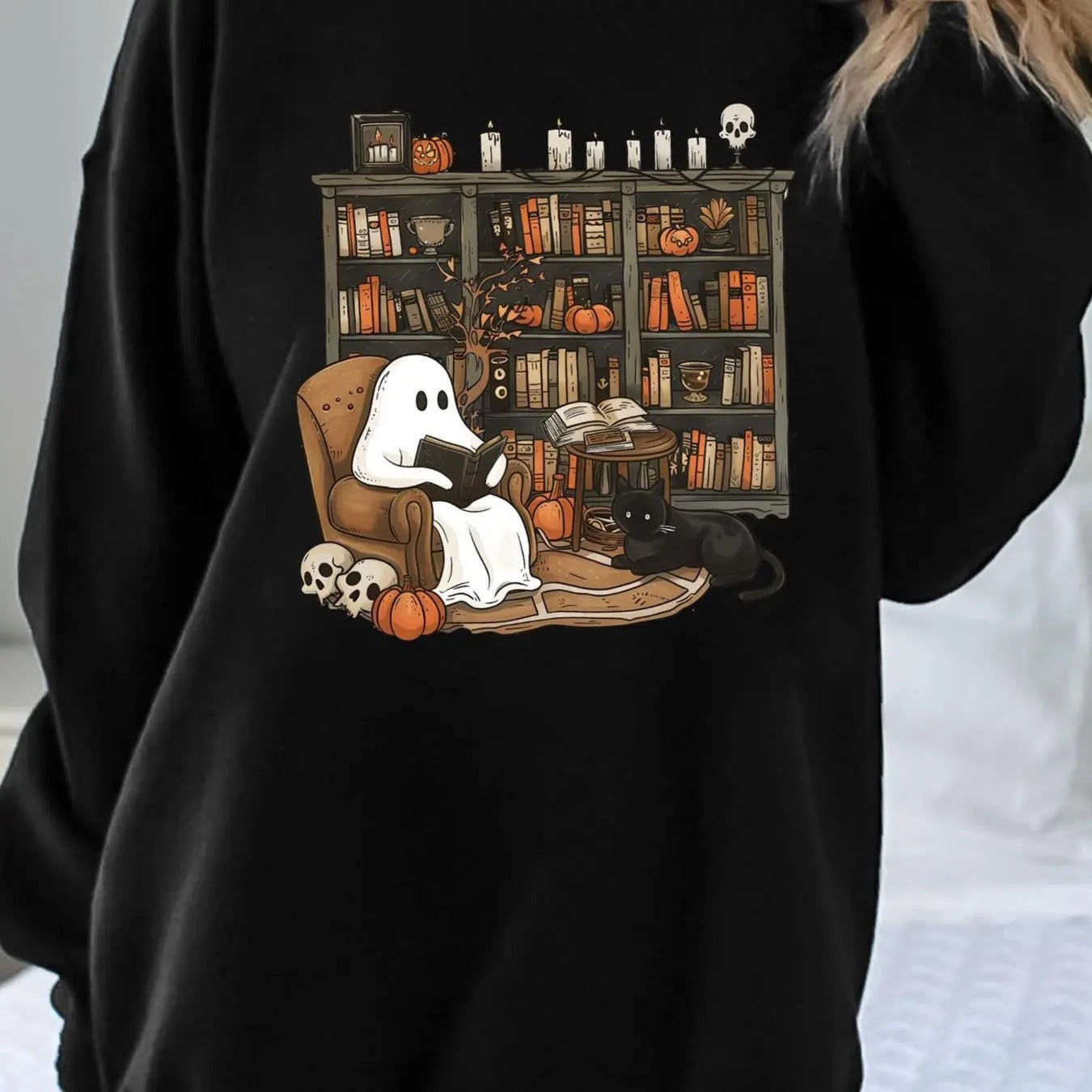 Women's Cartoon Ghost & Letter Print Pullover Sweatshirt, Casual Long Sleeve Pullover Sweatshirt for Fall & Winter,...