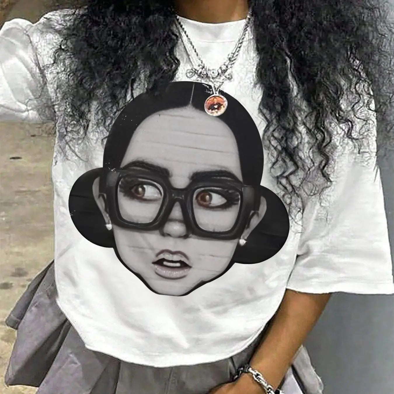 Women's Cartoon Girl Face Print Round Neck Tee, Fashion Casual Crew Neck T-shirt for Daily Holiday Vacation Outdoor Wear,...