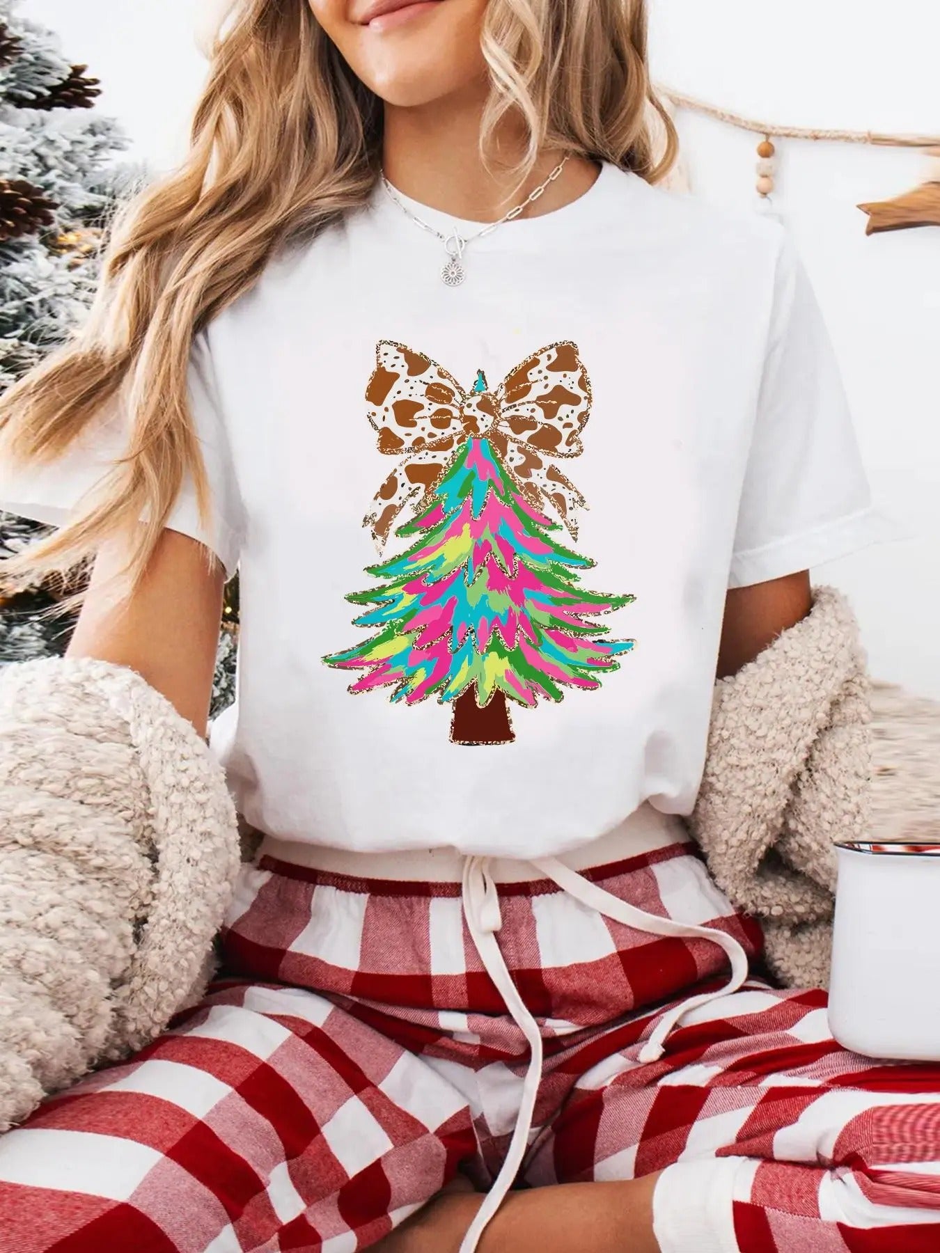 Women's Cartoon Print Round Neck Tee, Casual Letter Graphic Short Sleeve T-shirt for Daily Wear, Ladies Clothes for All...