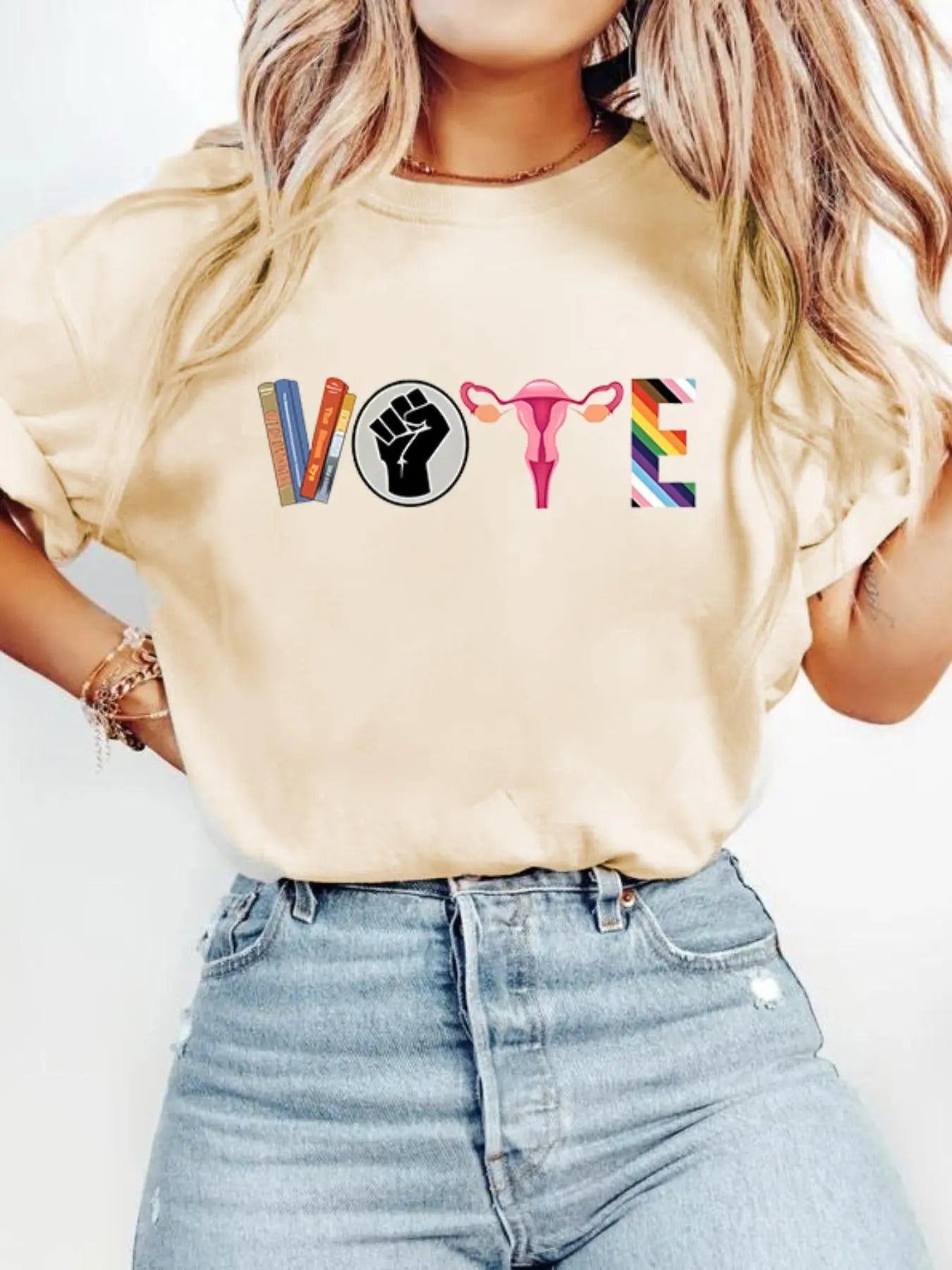 Women's Cartoon Print Round Neck Tee, Casual Short Sleeve Crew Neck T-Shirt for Summer, Fashion Women's Top for Daily...