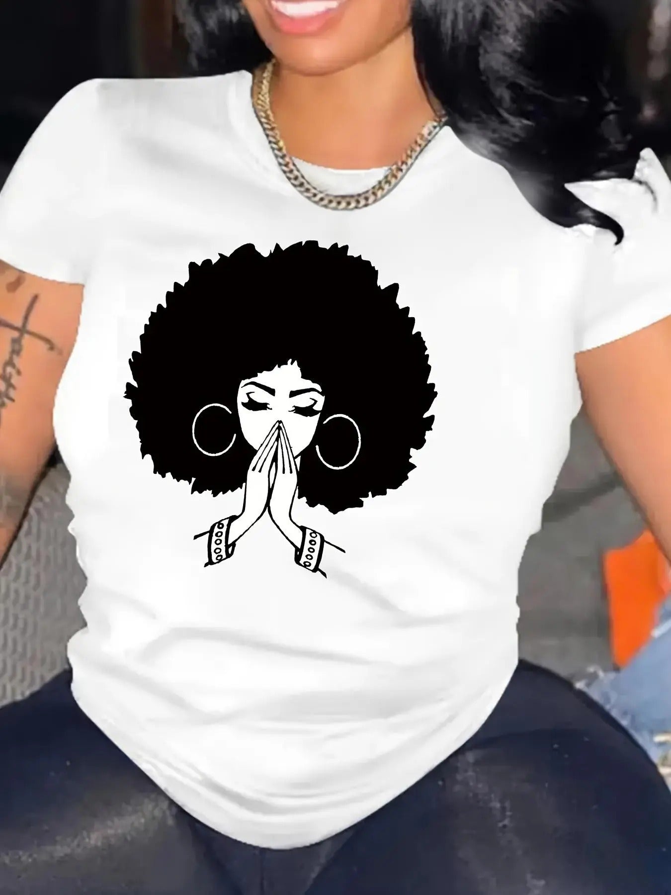 Women's Cartoon Print Round Neck Tee, Fashion Crew Neck Short Sleeve T-Shirt for Daily Outdoor Wear, Ladies Clothes for...