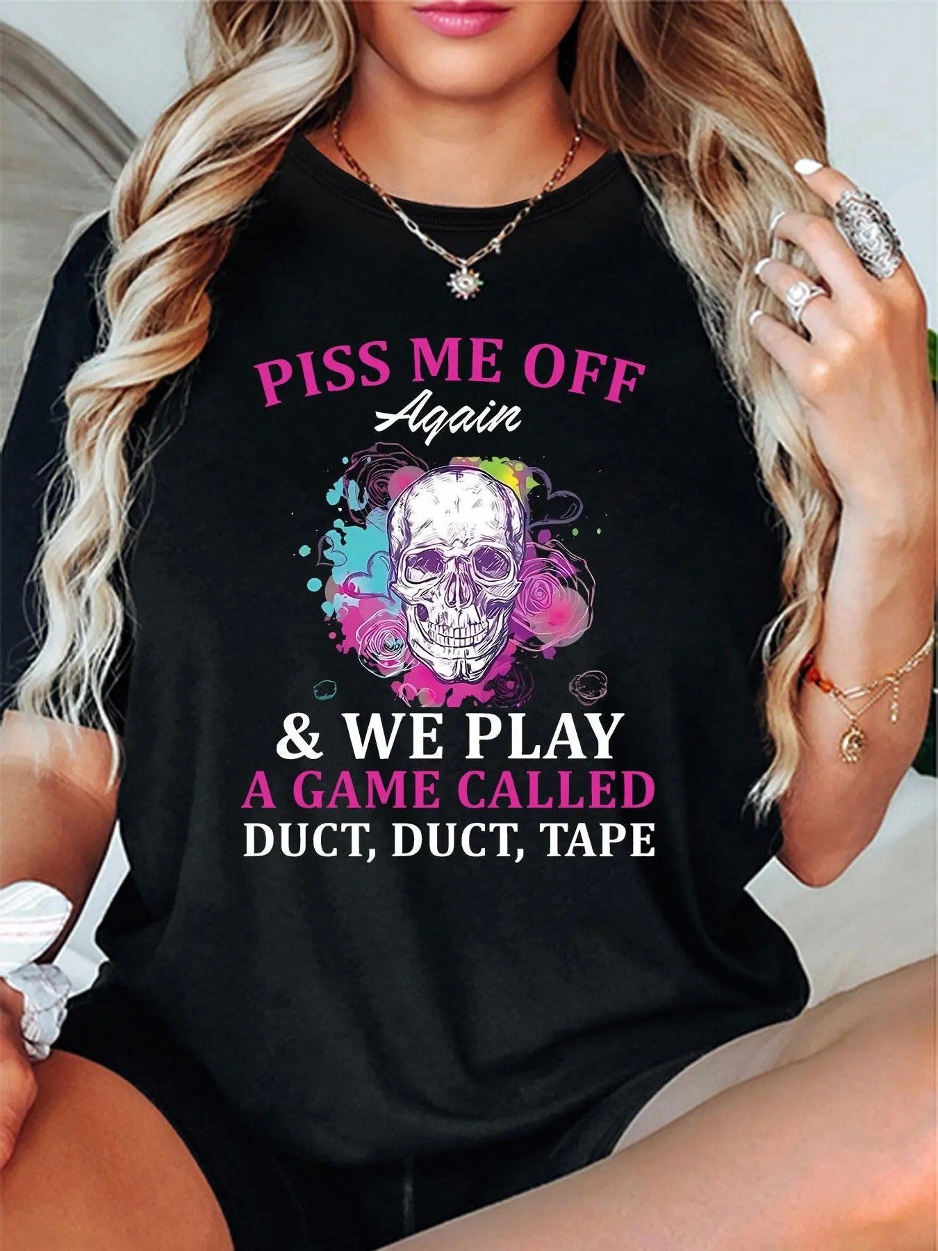 Women's Cartoon Skull Graphic Print Round Neck Tee, Fashion Casual Short Sleeve T-shirt, Ladies Summer Clothes for Daily...