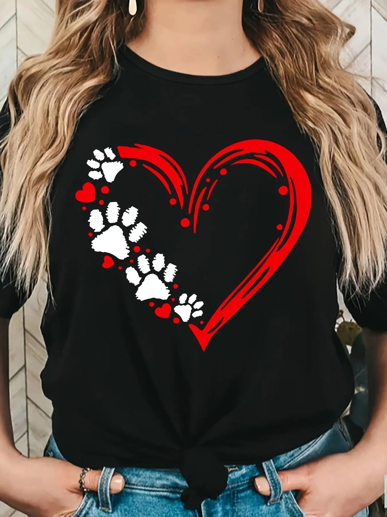 Women's Cat Claws & Love Print Round Neck Tee, Casual Short Sleeve Crew Neck T-Shirt for Summer, Fashion Women's Top for...