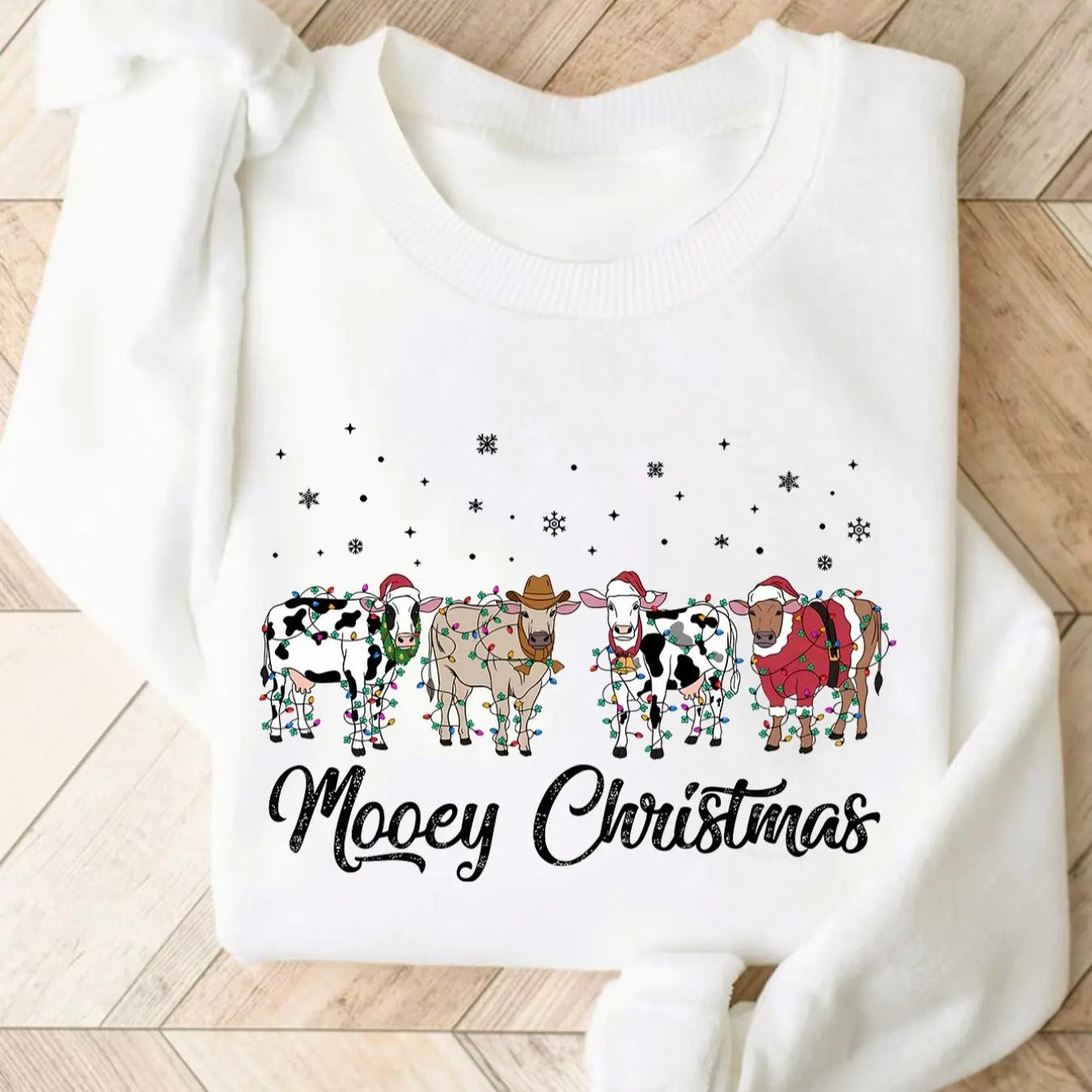 Women's Christmas Cow Print Round Neck Pullover, 2024 New Style Casual Long Sleeve Crew Neck Sweatshirt for Fall &...