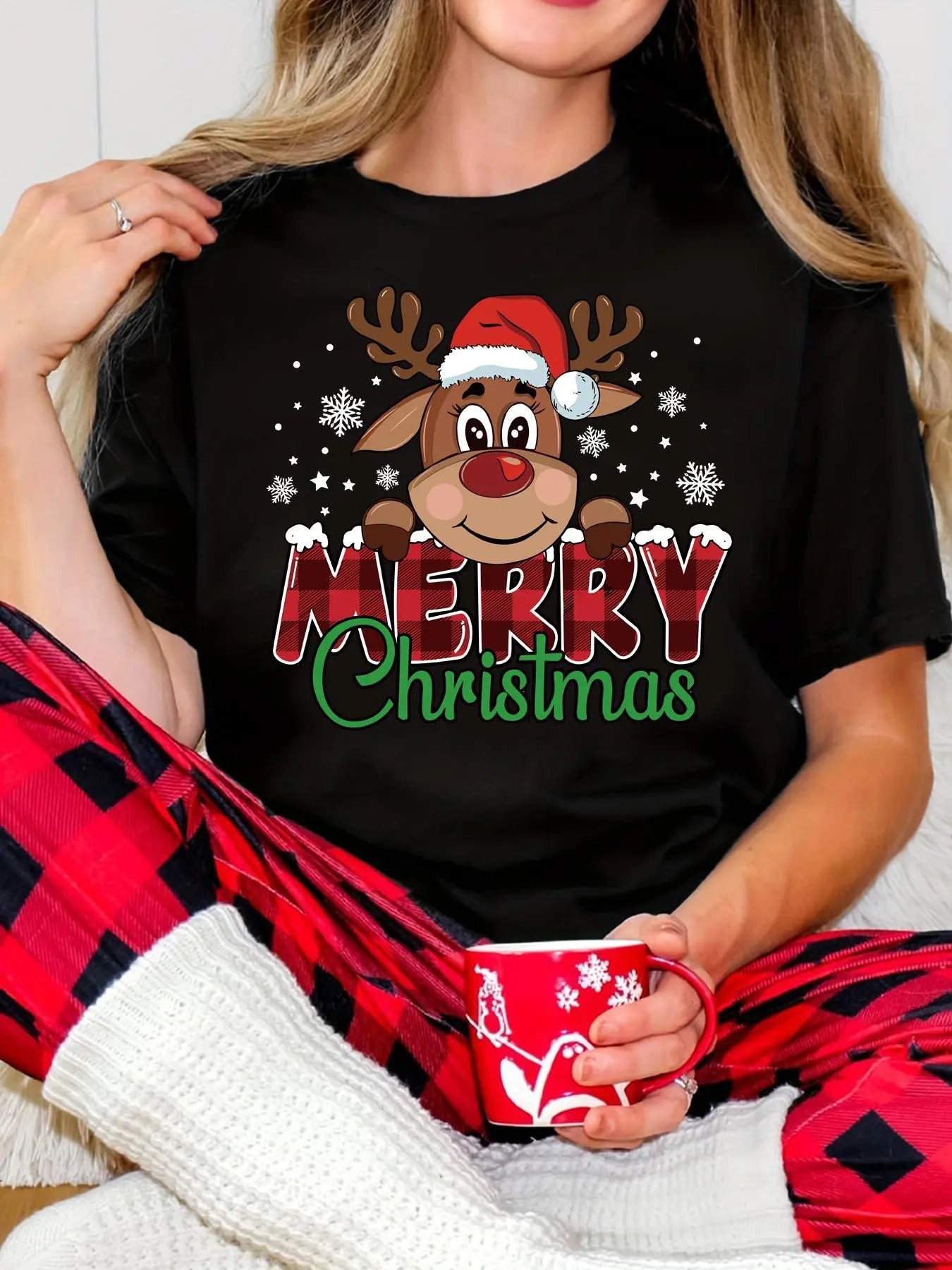 Women's Christmas Reindeer Print Round Neck Tee, Casual Long Sleeve Crew Neck T-shirt for Daily Holiday Vacation Outdoor...