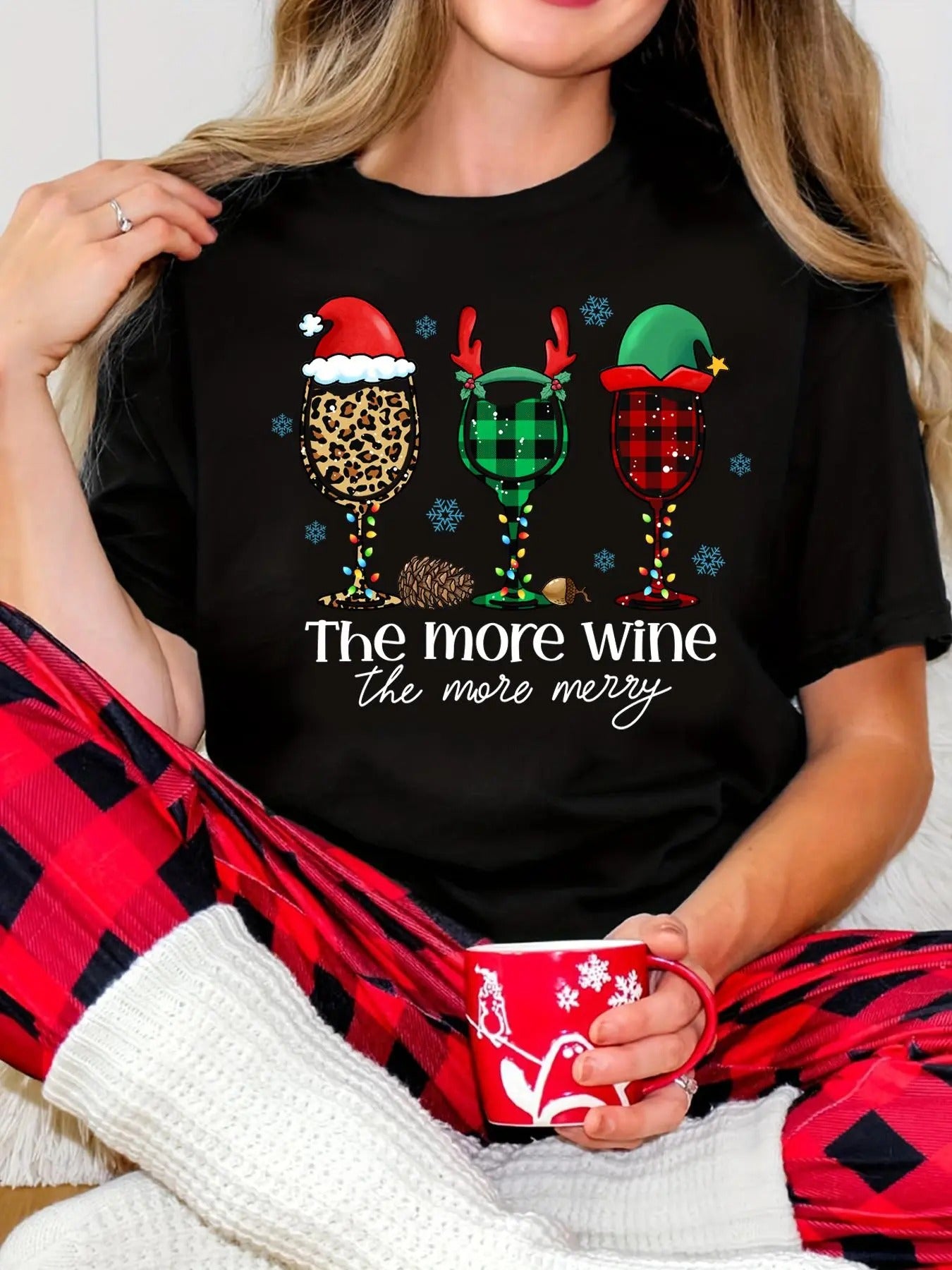 Women's Christmas Themed Letter Print Round Neck Tee, Casual Short Sleeve Crew Neck T-shirt for Summer, Fashion Women's...