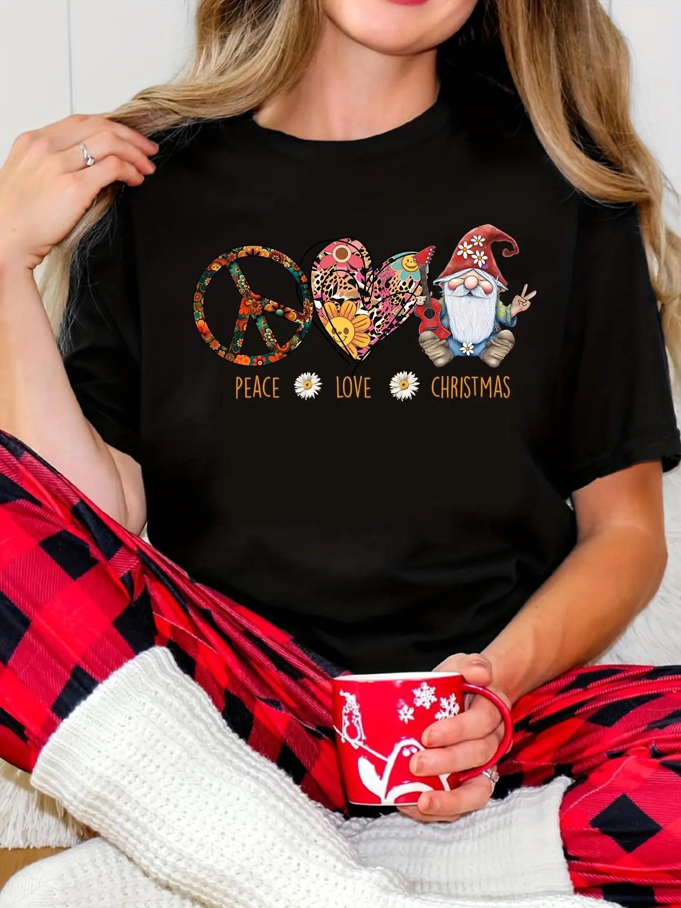 Women's Christmas Themed Round Neck Graphic Tee, Casual Short Sleeve Crew Neck T-shirt for Daily Holiday Vacation Outdoor...