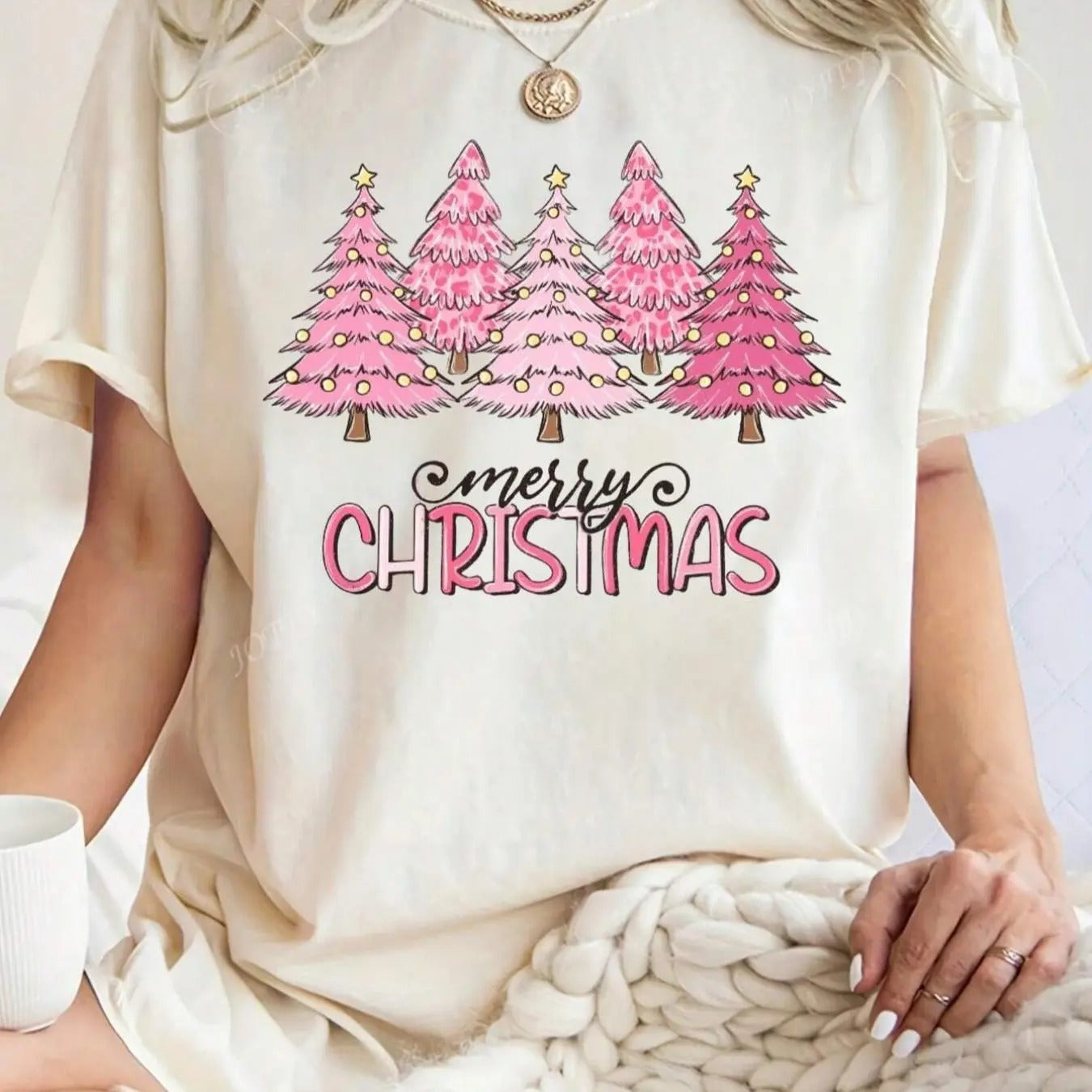 Women's Christmas Tree Print Round Neck Tee, Casual Drop Shoulder Short Sleeve T-shirt for Summer, Women's Top for Daily...