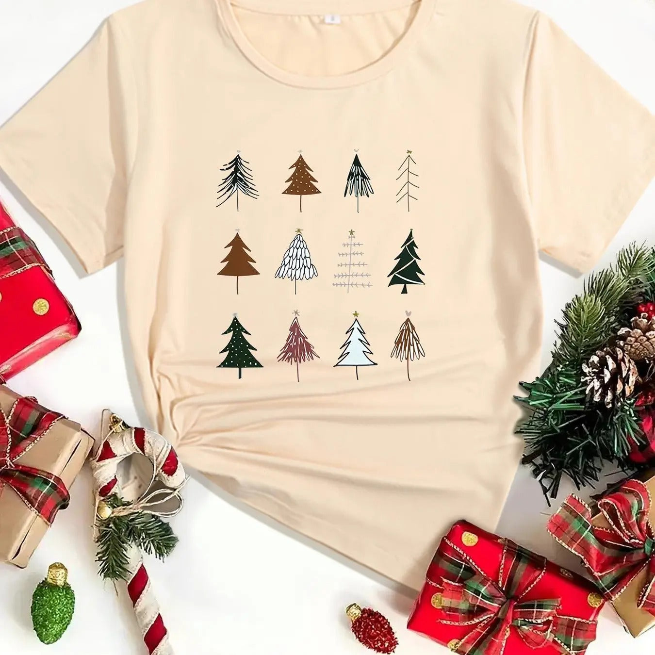 Women's Christmas Tree Print Round Neck Tee, Casual Short Sleeve Crew Neck T-shirt for Spring & Fall, Fashion Women's Top...