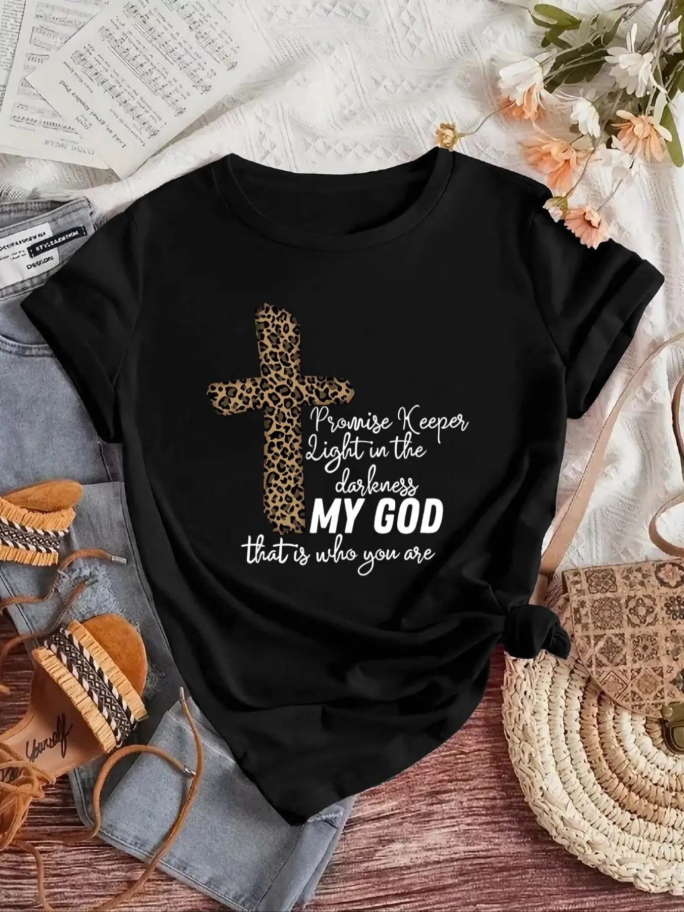 Women's Cross & Letter Print Round Neck Tee, Casual Short Sleeve T-shirt for Daily Wear, Ladies Summer Outfit Hoodie,...