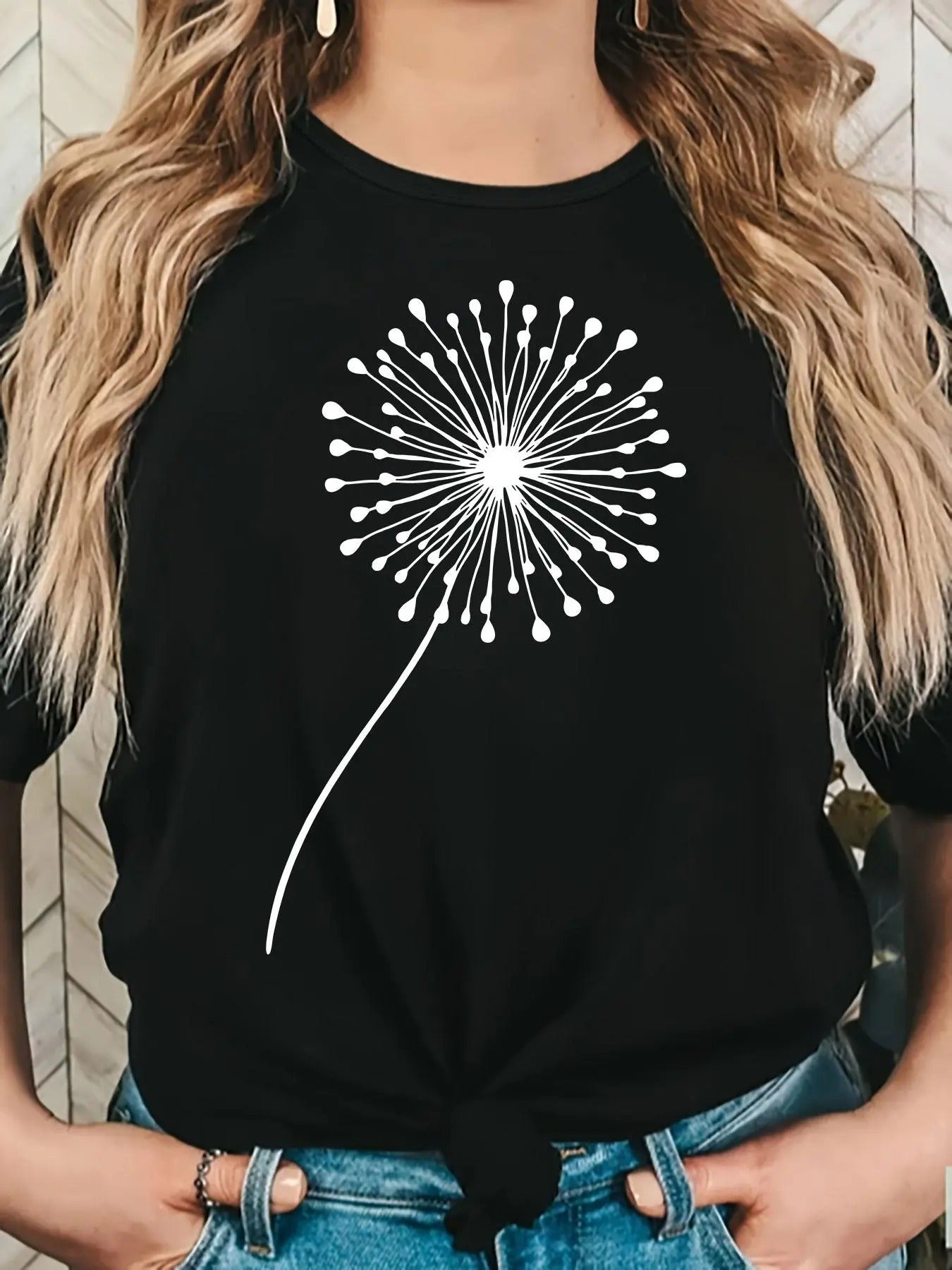 Women's Dandelion Print Round Neck Tee, Casual Short Sleeve Crew Neck T-Shirt for Summer, Fashion Women's Top for Daily...