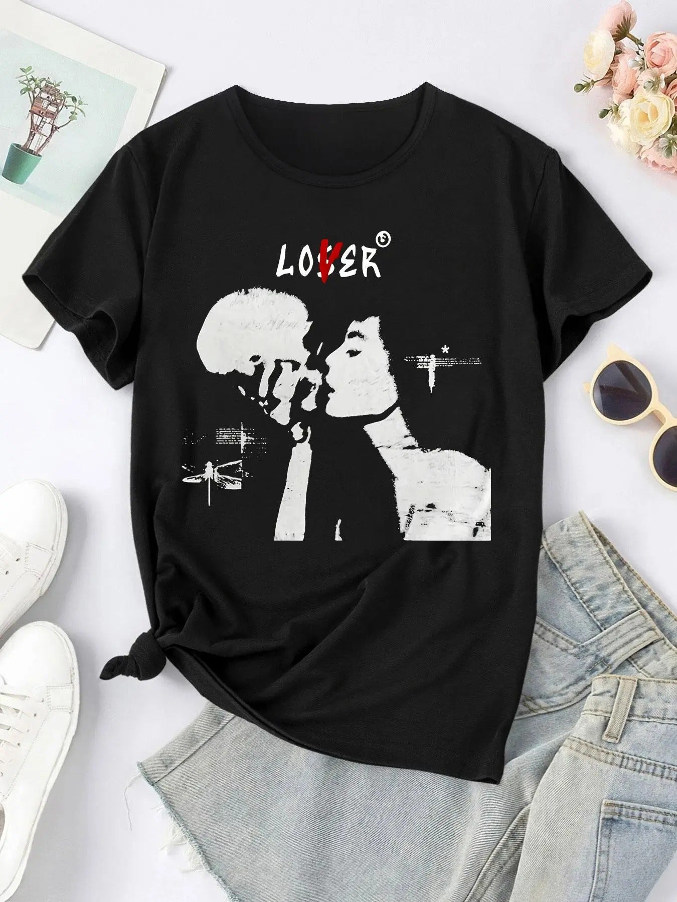 Women's Figure  & Letter Print Round Neck Tee, Vintage Trendy Casual Short Sleeve T-shirt for Daily Wear, Ladies Summer...