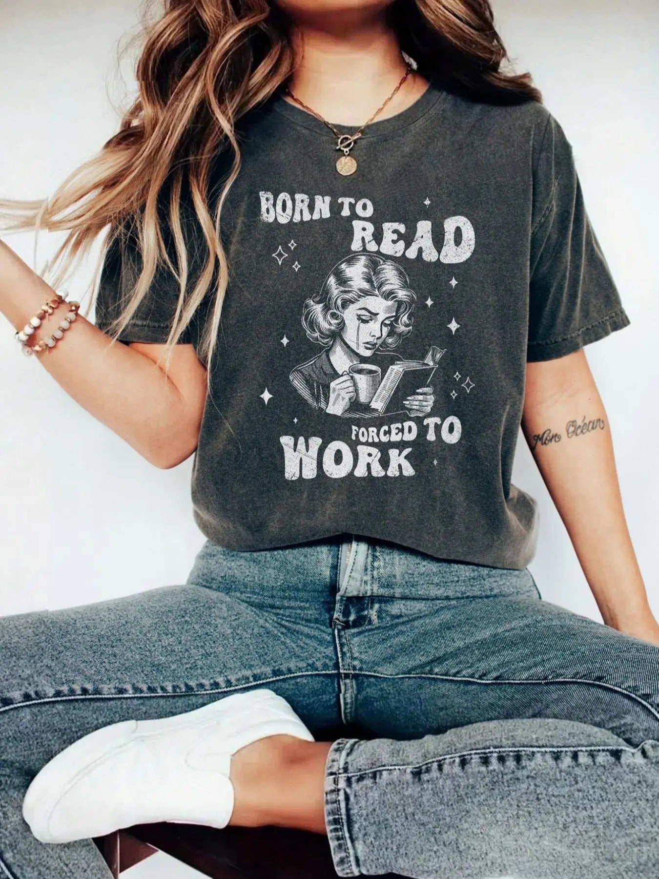 Women's Figure & Letter Print Round Neck Tee, Fashion Casual Short Sleeve T-shirt, Ladies Summer Clothes for Daily Wear...